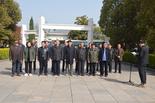 板张集烈士陵园600x400.jpg