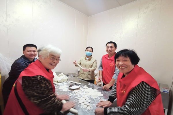 包饺子.jpg