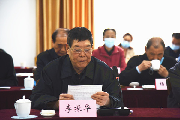 2.李振华600.jpg
