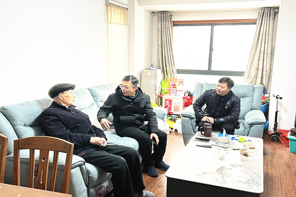 修图600.jpg